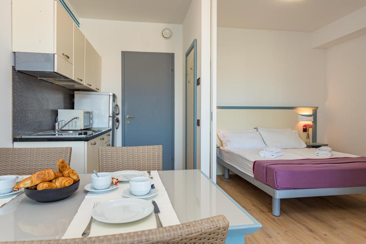 Two Bedroom Apartment Balcony,1307742889:JPEG